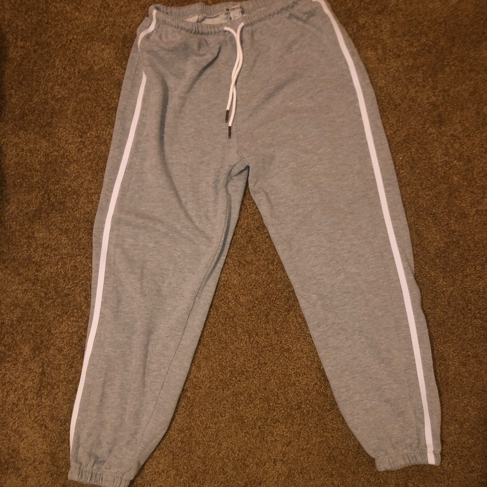 Gray forever 21 sweatpants